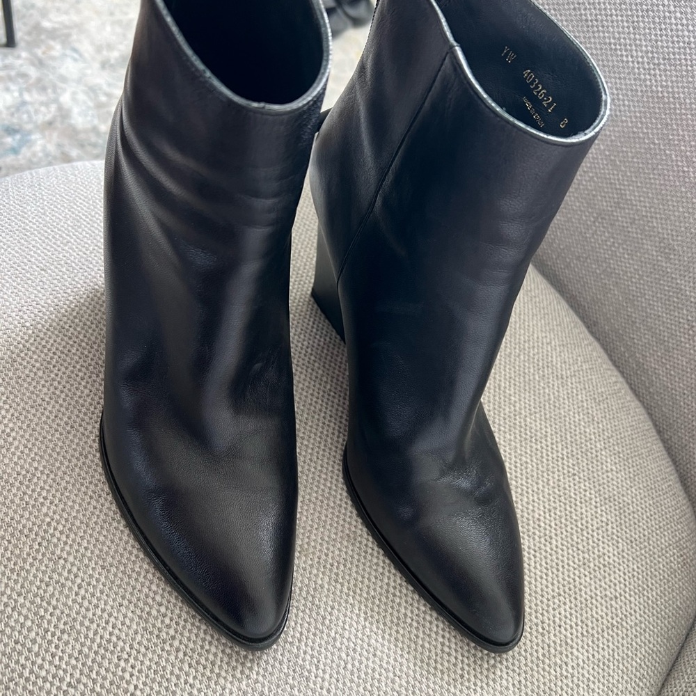 Stuart Weitzman Black Ankle Boots size 8M